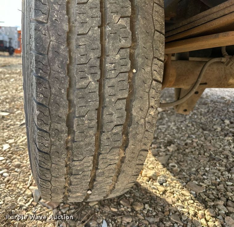 image for item OM9875 2007 Ford  E150 van