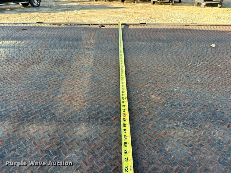 image for item OM9877 2010 Nissan  2600LP UD rollback truck