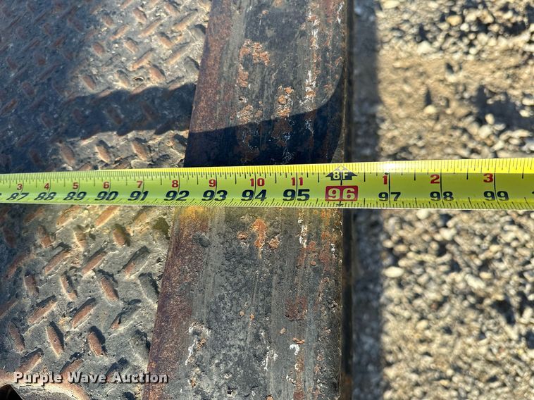 image for item OM9877 2010 Nissan  2600LP UD rollback truck