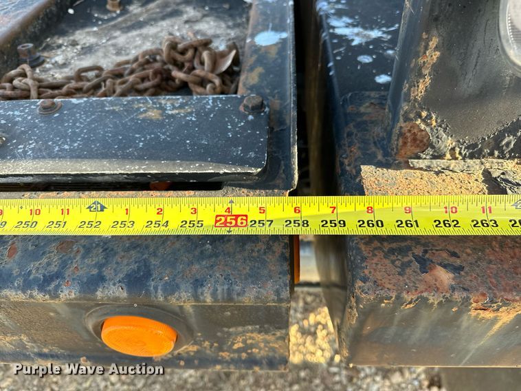 image for item OM9877 2010 Nissan  2600LP UD rollback truck