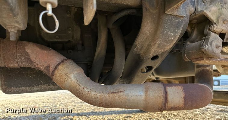 image for item OM9877 2010 Nissan  2600LP UD rollback truck