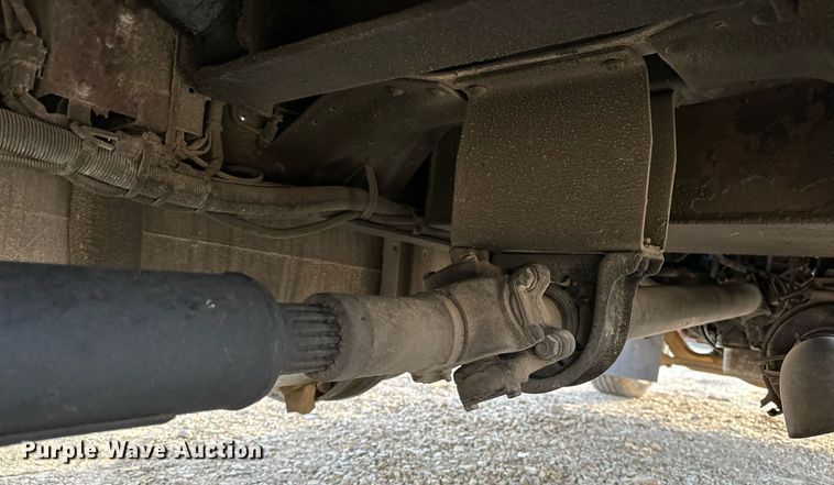 image for item OM9877 2010 Nissan  2600LP UD rollback truck