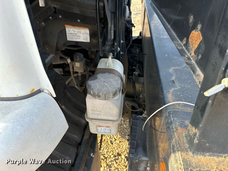 image for item OM9877 2010 Nissan  2600LP UD rollback truck