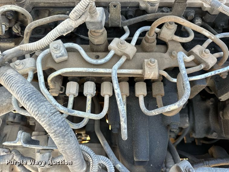 image for item OM9877 2010 Nissan  2600LP UD rollback truck