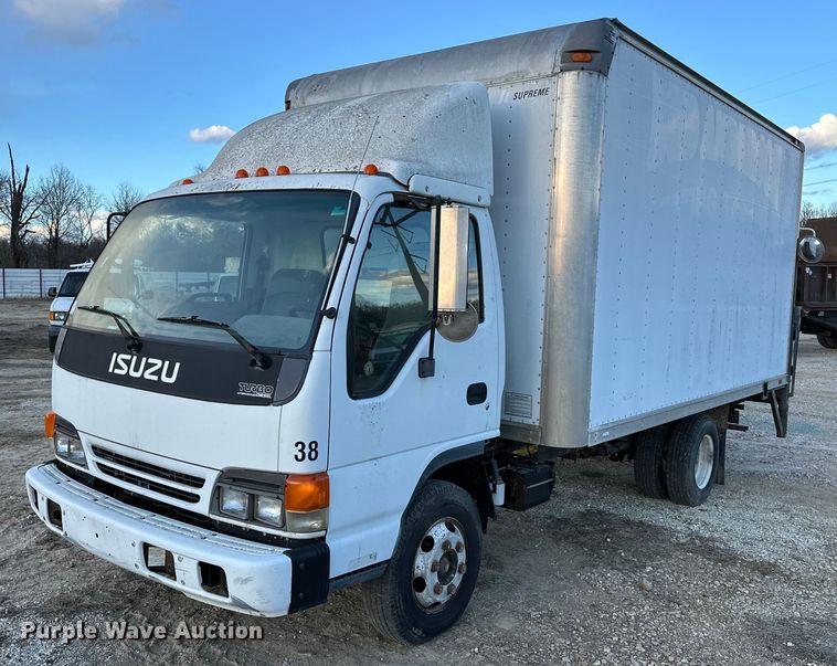 image for item OM9878 2005 Isuzu NPR box truck