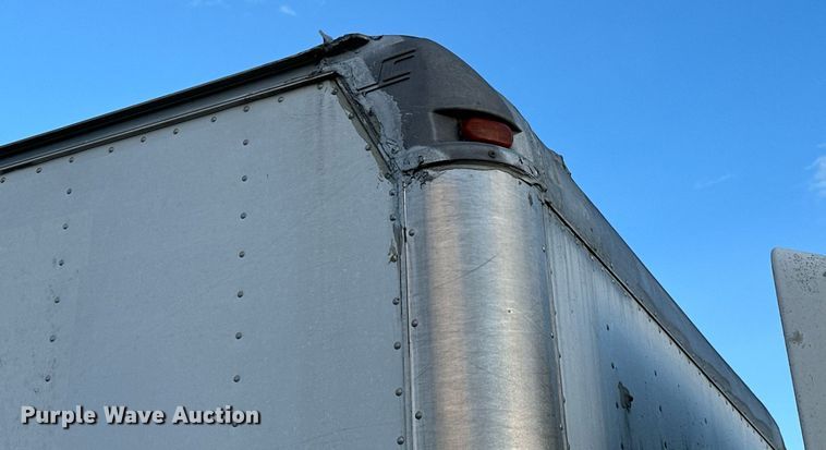 image for item OM9878 2005 Isuzu NPR box truck