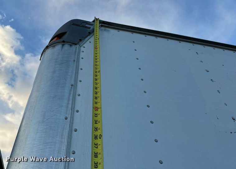 image for item OM9878 2005 Isuzu NPR box truck