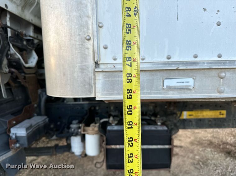 image for item OM9878 2005 Isuzu NPR box truck