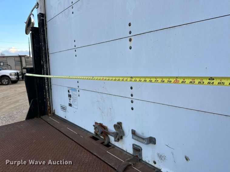 image for item OM9878 2005 Isuzu NPR box truck