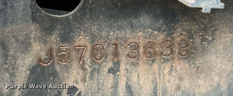 image for item OM9878 2005 Isuzu NPR box truck