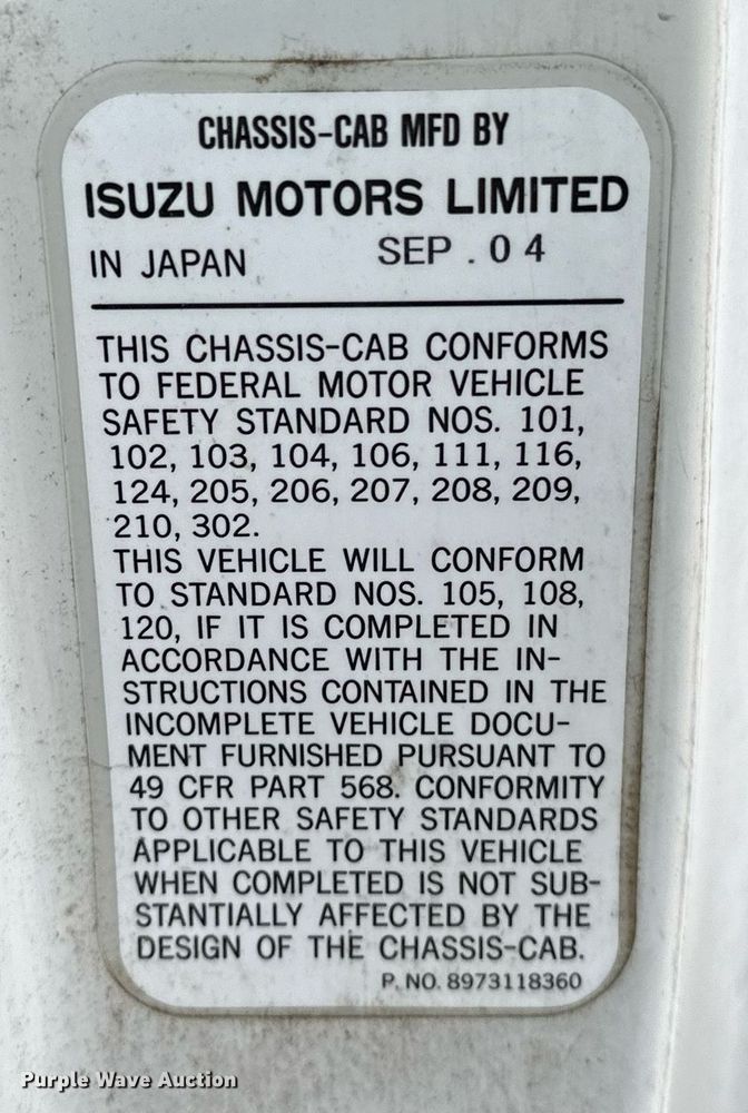 image for item OM9878 2005 Isuzu NPR box truck