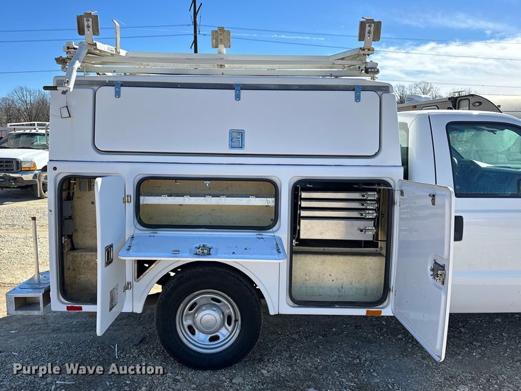 image for item OM9880 2013 Ford F350 Super Duty XL utility bed pickup truck