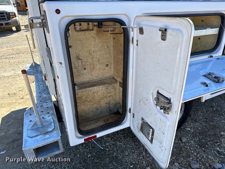 image for item OM9880 2013 Ford F350 Super Duty XL utility bed pickup truck