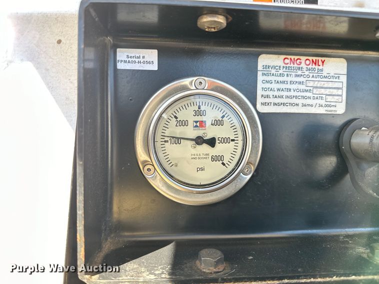 image for item OM9880 2013 Ford F350 Super Duty XL utility bed pickup truck