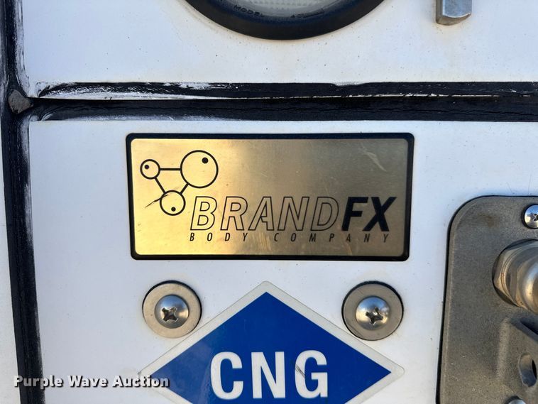 image for item OM9880 2013 Ford F350 Super Duty XL utility bed pickup truck