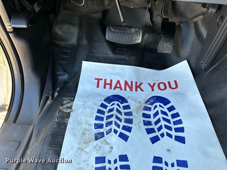 image for item OM9880 2013 Ford F350 Super Duty XL utility bed pickup truck