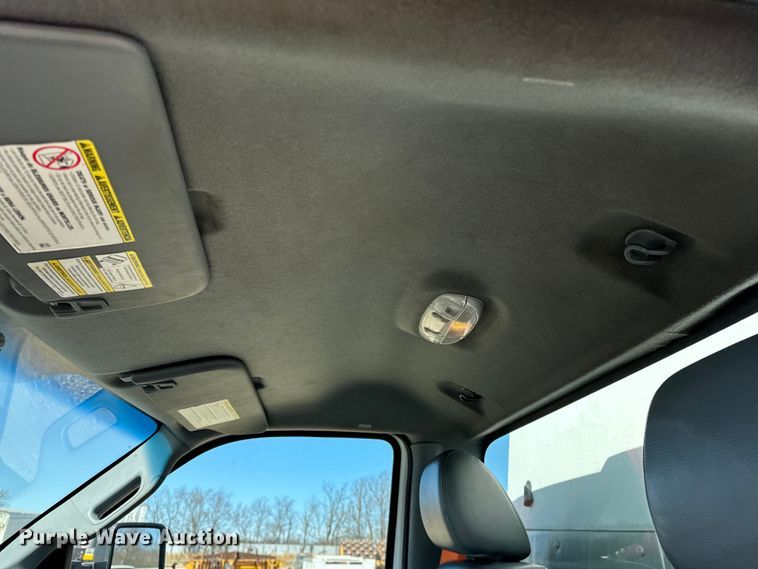 image for item OM9880 2013 Ford F350 Super Duty XL utility bed pickup truck