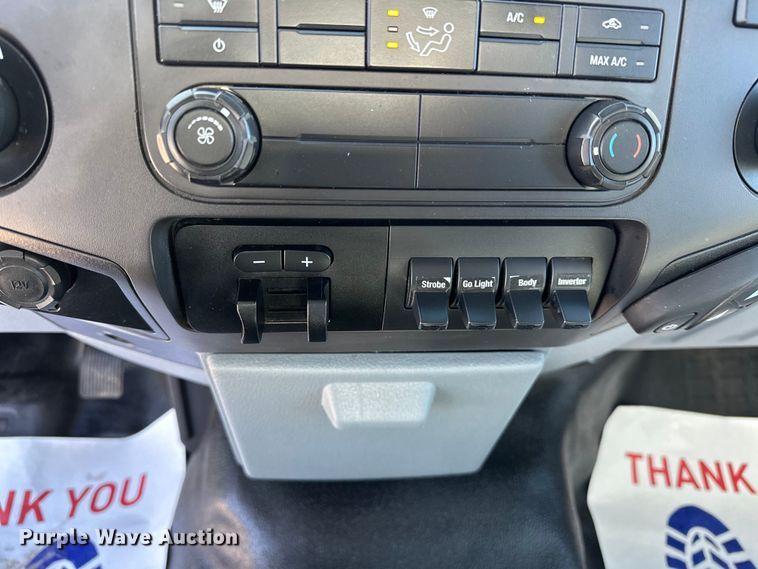 image for item OM9880 2013 Ford F350 Super Duty XL utility bed pickup truck