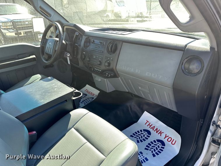 image for item OM9880 2013 Ford F350 Super Duty XL utility bed pickup truck