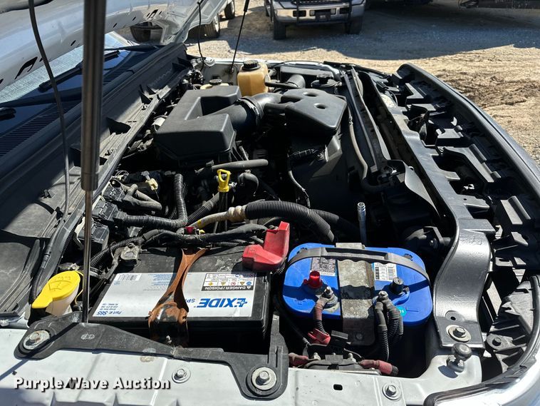 image for item OM9880 2013 Ford F350 Super Duty XL utility bed pickup truck