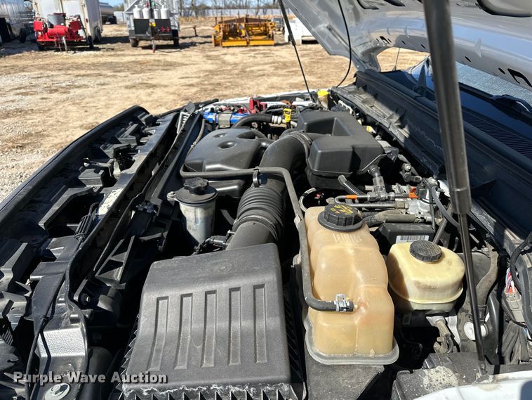 image for item OM9880 2013 Ford F350 Super Duty XL utility bed pickup truck