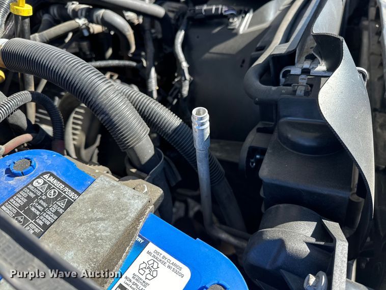 image for item OM9880 2013 Ford F350 Super Duty XL utility bed pickup truck