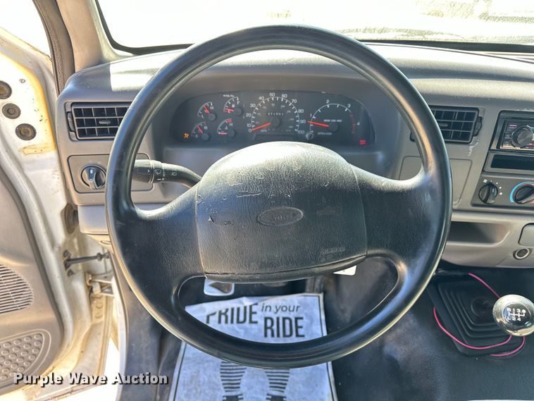 image for item OM9881 1999 Ford F550 Super Duty Crew Cab utility / service truck