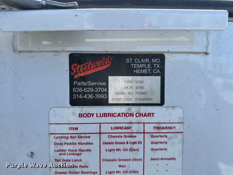 image for item OM9883 2008 Ford  F350 Super Duty XL utility bed pickup truck