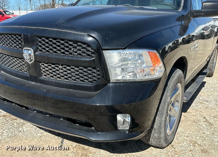 image for item OM9887 2013 Dodge Ram 1500 Quad Cab pickup truck