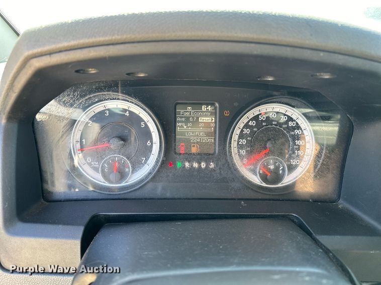 image for item OM9887 2013 Dodge Ram 1500 Quad Cab pickup truck