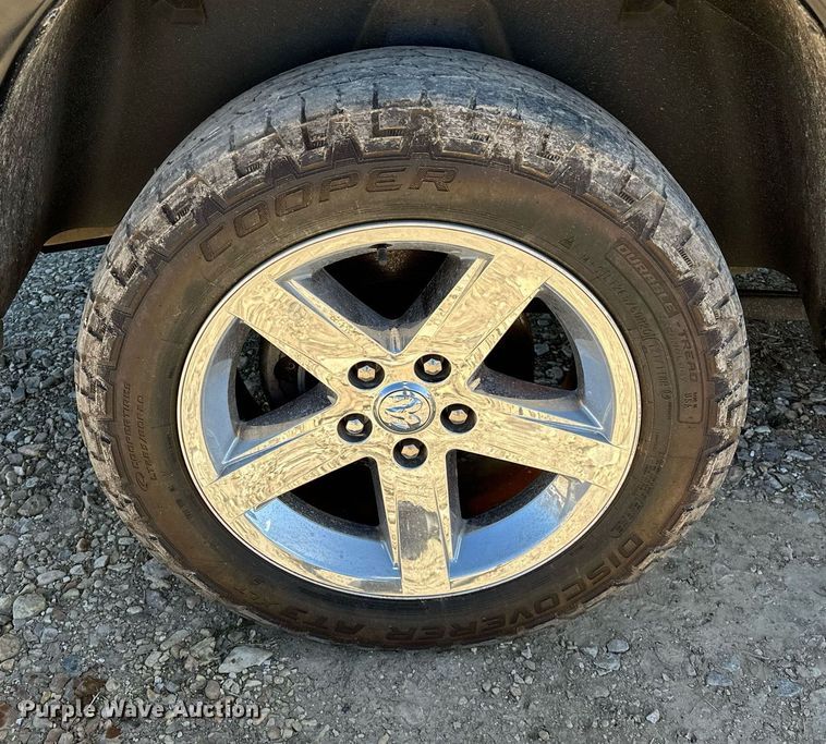 image for item OM9887 2013 Dodge Ram 1500 Quad Cab pickup truck