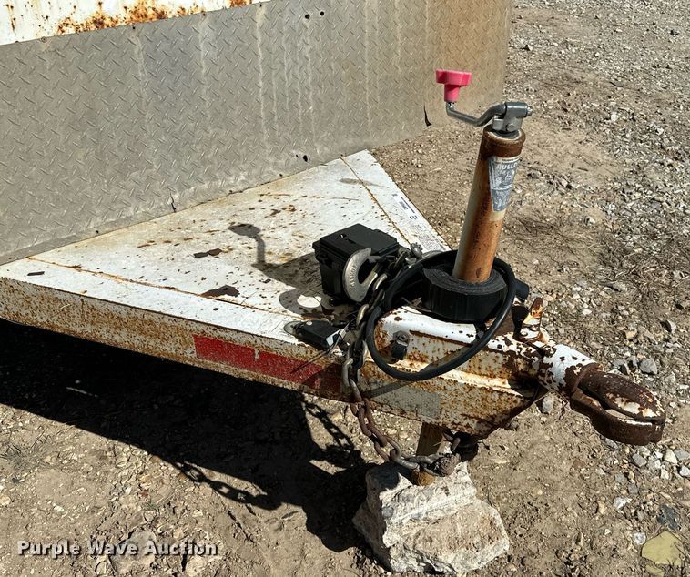 image for item OM9892 2013 W-W  enclosed cargo trailer