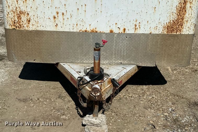 image for item OM9892 2013 W-W  enclosed cargo trailer