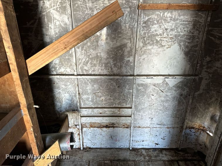 image for item OM9892 2013 W-W  enclosed cargo trailer