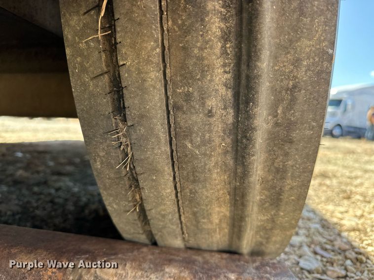 image for item OM9892 2013 W-W  enclosed cargo trailer