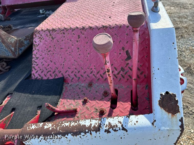 image for item OM9894 1984 Ford 9000 tow truck