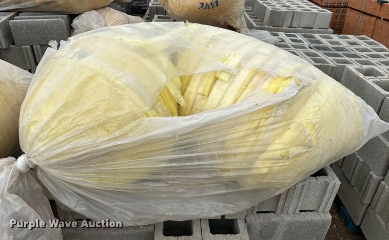 image for item OM9921 Building materials