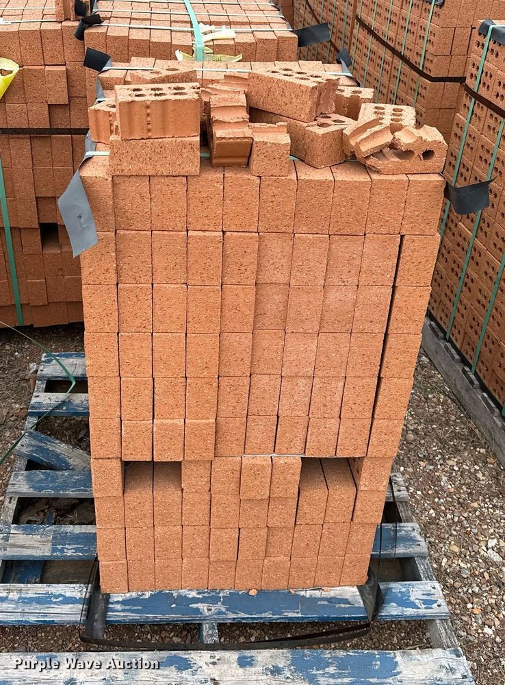 image for item OM9921 Building materials