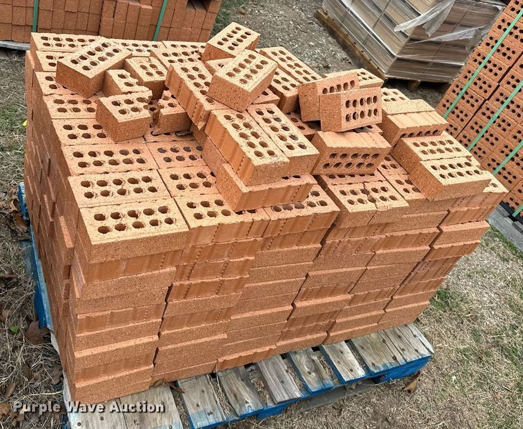 image for item OM9921 Building materials