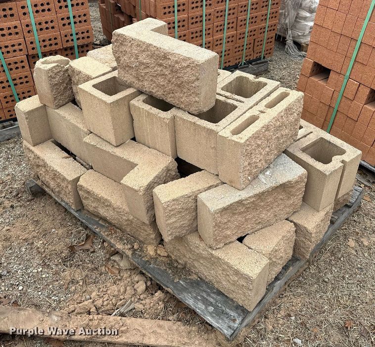 image for item OM9921 Building materials