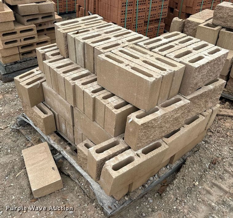 image for item OM9921 Building materials