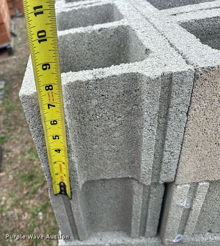 image for item OM9921 Building materials