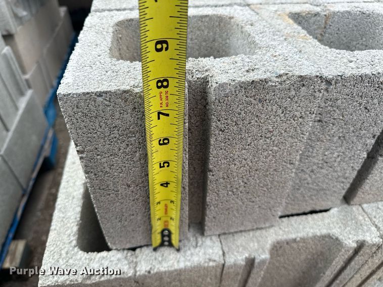 image for item OM9921 Building materials