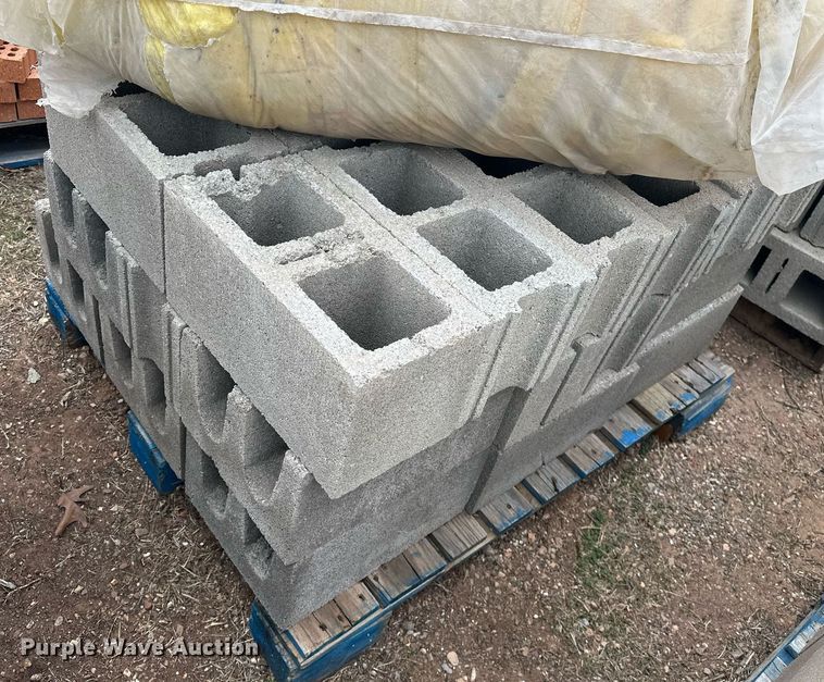 image for item OM9921 Building materials