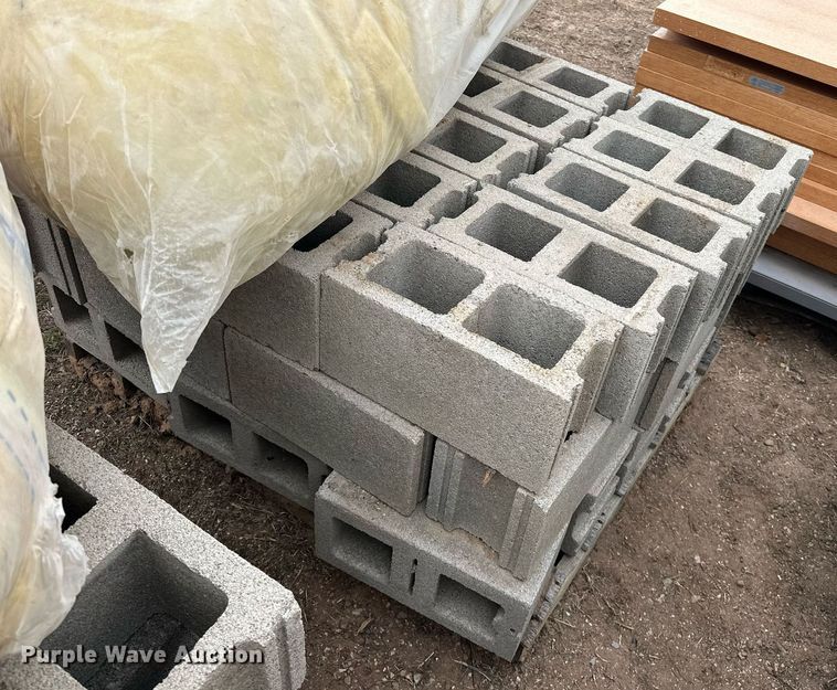 image for item OM9921 Building materials