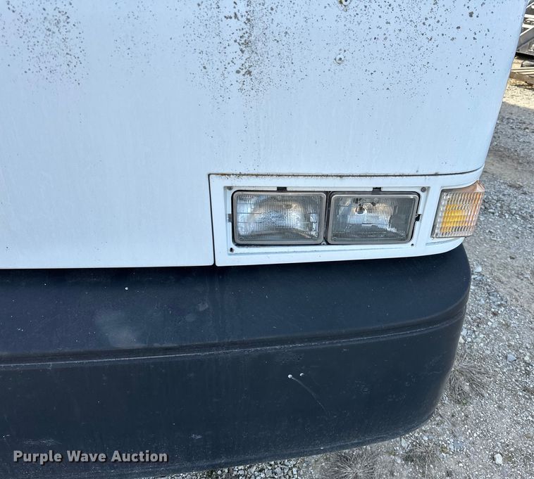 image for item OM9922 1992 Motor Coach Industries  102-C3 coach bus