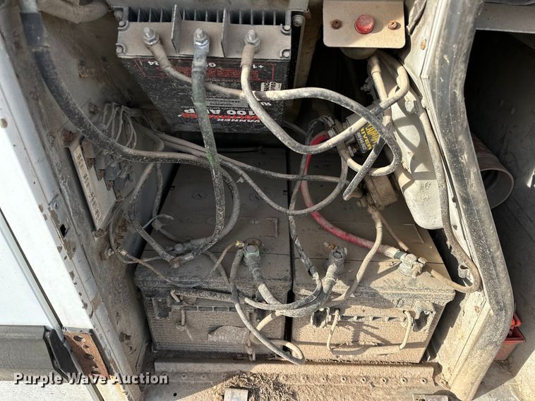 image for item OM9922 1992 Motor Coach Industries  102-C3 coach bus