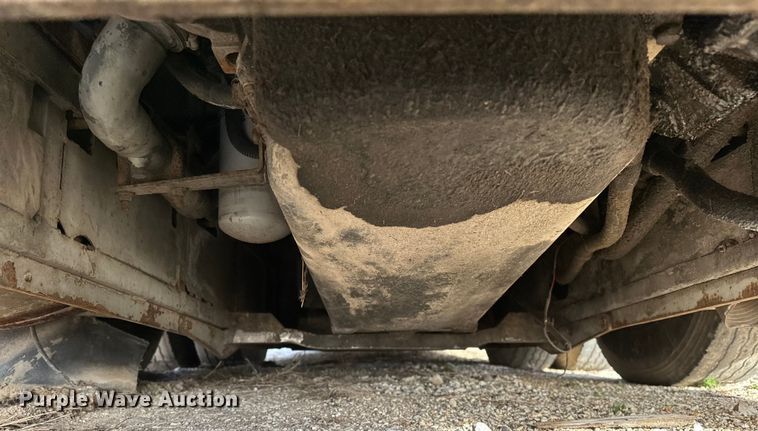 image for item OM9922 1992 Motor Coach Industries  102-C3 coach bus