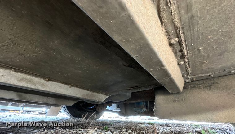 image for item OM9922 1992 Motor Coach Industries  102-C3 coach bus