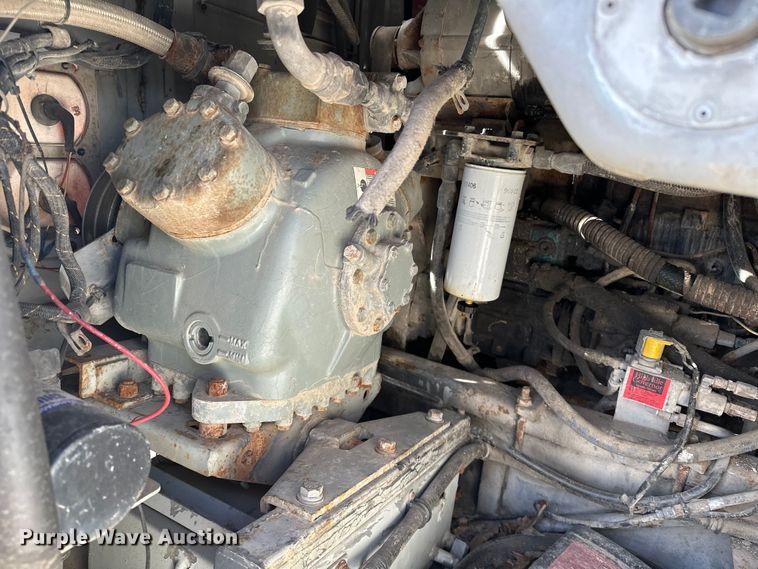 image for item OM9922 1992 Motor Coach Industries  102-C3 coach bus